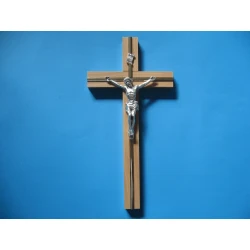 Krzyż drewniany na ścianę z paskiem.Duży 32 cm Nr.1